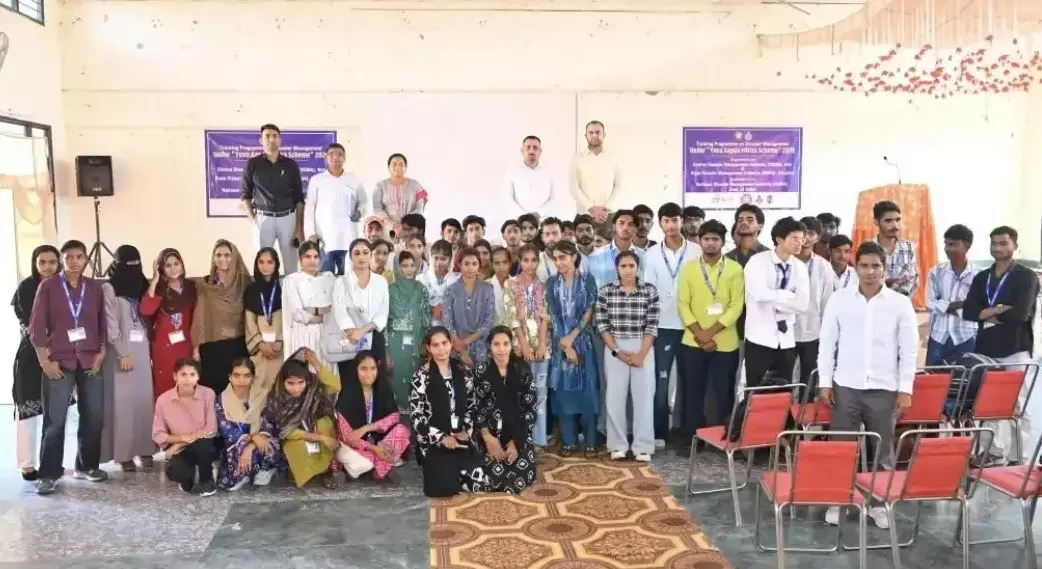 नूंह में आपदा प्रबंधन को मिलेगी मजबूती, 150 स्वयंसेवकों की होगी तैयारी नूंह में आपदा प्रबंधन को मिलेगी मजबूती, 150 स्वयंसेवकों की होगी तैयारी