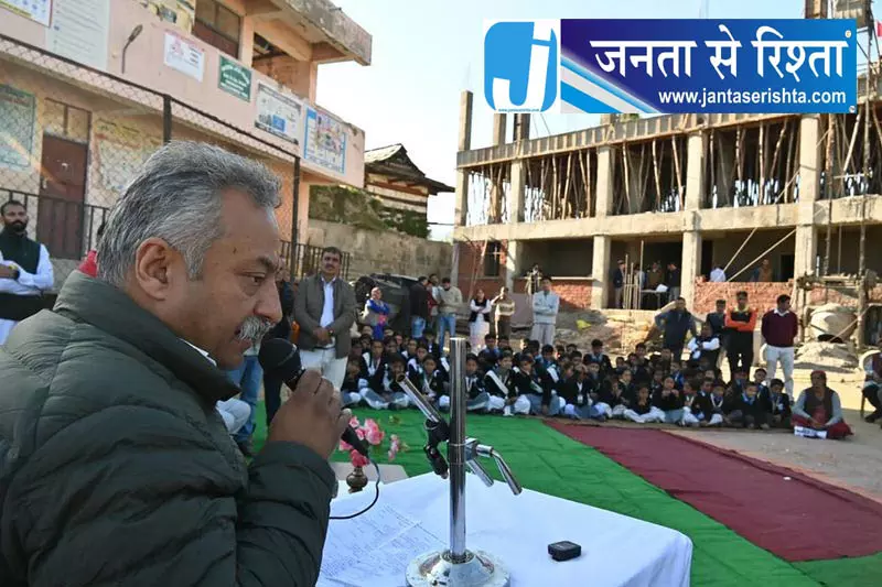 हिमाचल सरकार की प्राथमिकता विकास, आर्थिक दबाव के बीच मंत्री का बयान हिमाचल सरकार की प्राथमिकता विकास, आर्थिक दबाव के बीच मंत्री का बयान