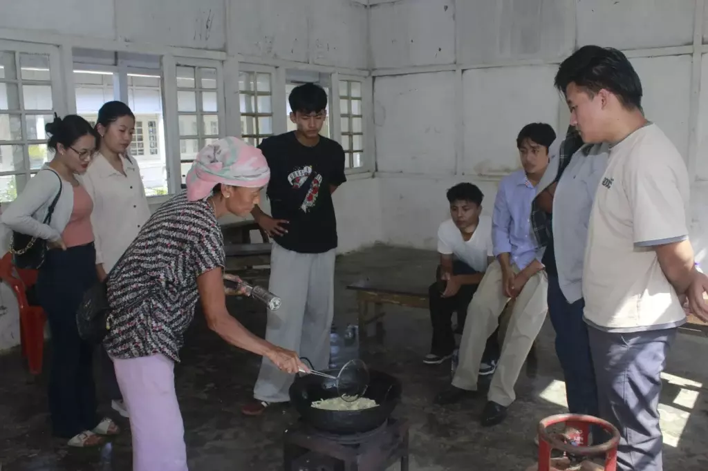 कोबोलुंग में कौशल विकास: AKTM दे रहा युवाओं को रोजगारपरक प्रशिक्षण कोबोलुंग में कौशल विकास: AKTM दे रहा युवाओं को रोजगारपरक प्रशिक्षण