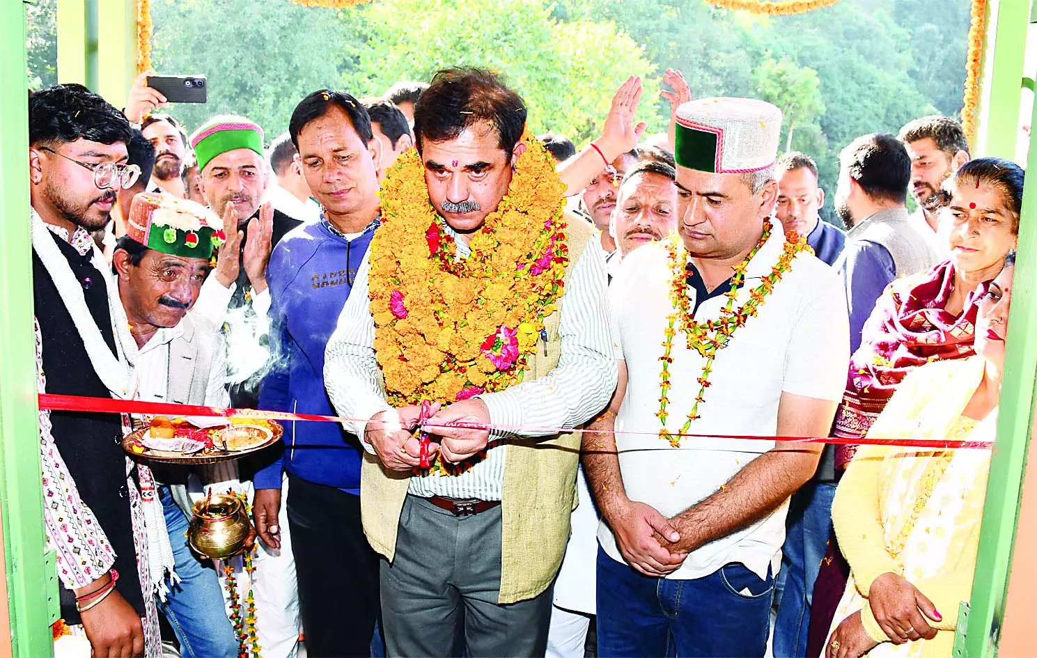 अर्की को मिली प्राथमिक स्वास्थ्य केंद्र की सौगात अर्की को मिली प्राथमिक स्वास्थ्य केंद्र की सौगात