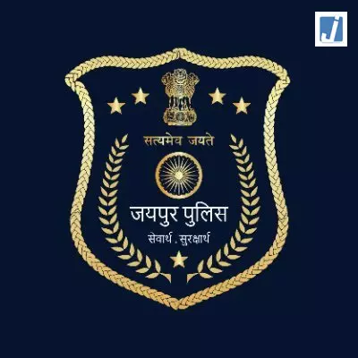 जयपुर टूरिस्ट पुलिस ने बिछड़े बच्चे को परिवार से मिलाया, यात्रियों की भी की मदद जयपुर टूरिस्ट पुलिस ने बिछड़े बच्चे को परिवार से मिलाया, यात्रियों की भी की मदद