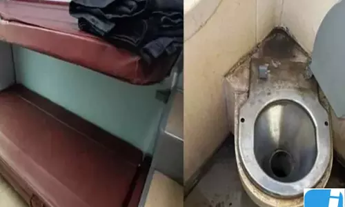 ट्रेन में बदहाल सफाई पर उपभोक्ता आयोग सख्त, रेलवे को हर्जाने का निर्देश ट्रेन में बदहाल सफाई पर उपभोक्ता आयोग सख्त, रेलवे को हर्जाने का निर्देश