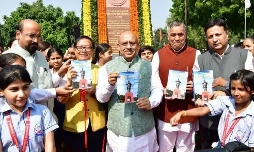 दिल्ली विधानसभा ने विट्ठलभाई पटेल को दी श्रद्धांजलि दिल्ली विधानसभा ने विट्ठलभाई पटेल को दी श्रद्धांजलि