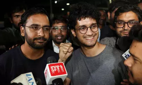 सीजेपी के आशुतोष रांका और सौरव दास ने जांच में शामिल होने के लिए मांगा समय सीजेपी के आशुतोष रांका और सौरव दास ने जांच में शामिल होने के लिए मांगा समय