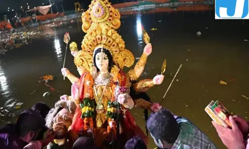 विसर्जन के दौरान हादसा, दो नदियों में डूबे युवक और किशोर की तलाश विसर्जन के दौरान हादसा, दो नदियों में डूबे युवक और किशोर की तलाश