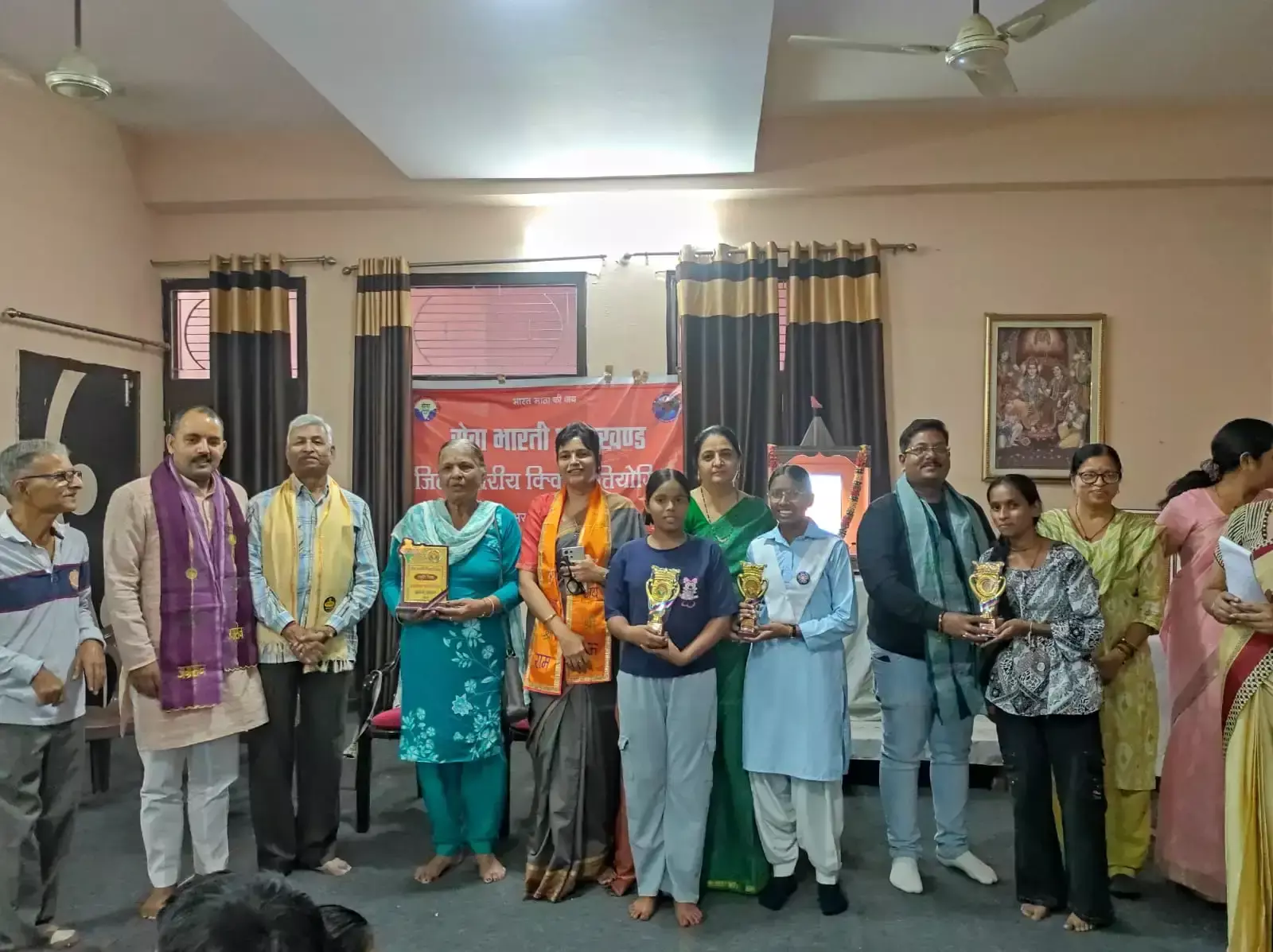 बच्चों को सफलता के साथ राष्ट्रभक्ति की सीख दें: कुमार