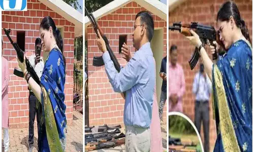 शस्त्र पूजा में कई जिलों के अफसरों ने की फायरिंग, लेकिन नोटिस सिर्फ SP अंकिता शर्मा को!
