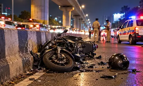 भीषण सड़क हादसा, किशोर की मौत, तेज रफ्तार बाइक, हाईवे दुर्घटना