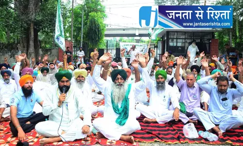 नेता की बरसी पर आज गोरखपुर में जुटेंगे किसान, कार्यक्रम की तैयारियां पूरी नेता की बरसी पर आज गोरखपुर में जुटेंगे किसान, कार्यक्रम की तैयारियां पूरी