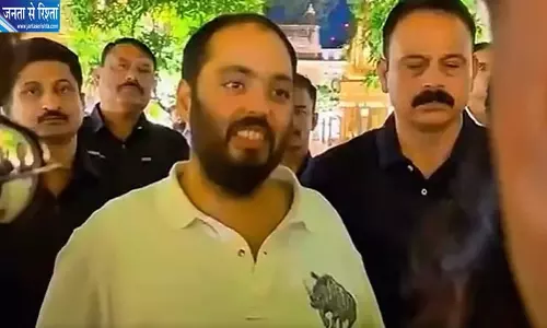 अनंत अंबानी का बड़ा दावा, 9 लाख गायों की सुरक्षा की जिम्मेदारी, 8 राज्यों में तैनात कीं 100 एंबुलेंस अनंत अंबानी का बड़ा दावा, 9 लाख गायों की सुरक्षा की जिम्मेदारी, 8 राज्यों में तैनात कीं 100 एंबुलेंस