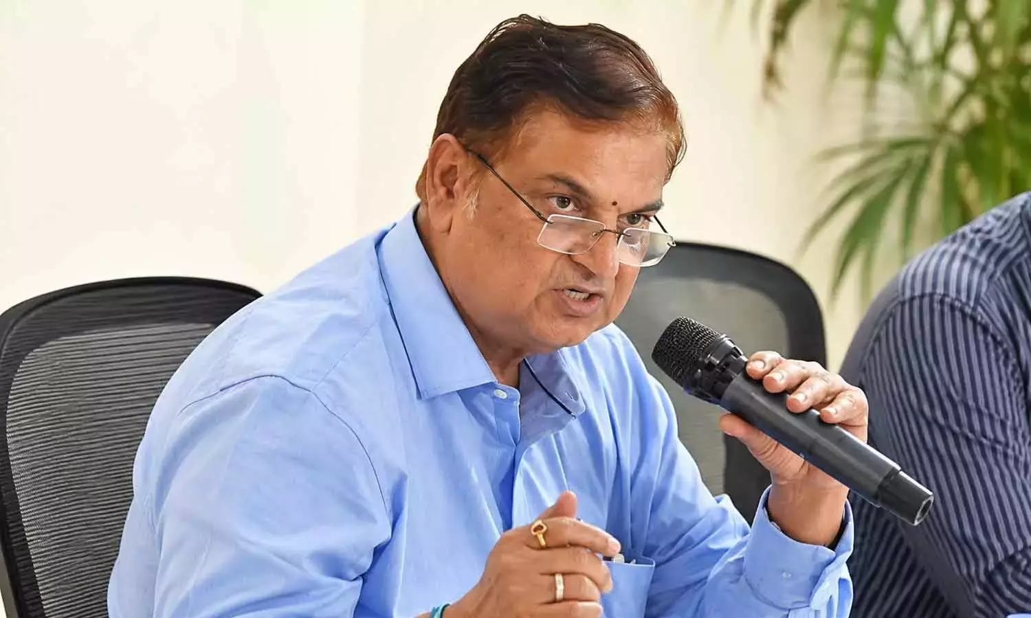 यूएलबी चुनाव 1 नवंबर को पुनर्निर्धारित यूएलबी चुनाव 1 नवंबर को पुनर्निर्धारित