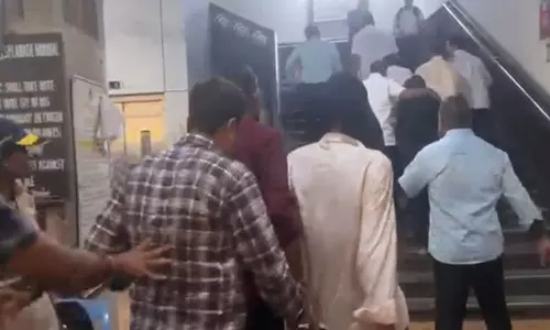 टाइगर श्रॉफ फायरिंग केस में बड़ा खुलासा तीन आरोपी रिमांड पर टाइगर श्रॉफ फायरिंग केस में बड़ा खुलासा तीन आरोपी रिमांड पर