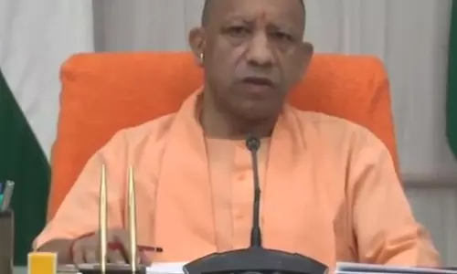 अयोध्या दीपोत्सव की तैयारियां तेज, CM योगी ने अधिकारियों संग की समीक्षा बैठक अयोध्या दीपोत्सव की तैयारियां तेज, CM योगी ने अधिकारियों संग की समीक्षा बैठक