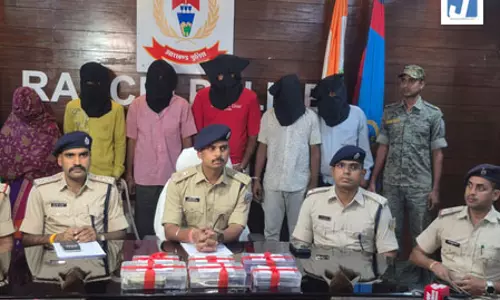 बड़ी डकैती का खुलासा, 6 आरोपी गिरफ्तार, 4.24 लाख नकद और दो गाड़ियां बरामद