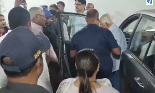 शोक सभा में पहुंचे लालू प्रसाद यादव और मीसा भारती शोक सभा में पहुंचे लालू प्रसाद यादव और मीसा भारती