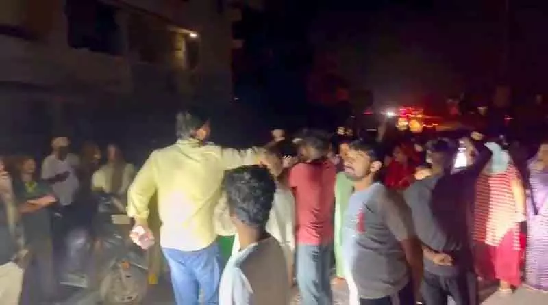 हरियाणा में बिजली कर्मचारियों की हड़ताल जारी, अनिल विज ने की अपील हरियाणा में बिजली कर्मचारियों की हड़ताल जारी, अनिल विज ने की अपील