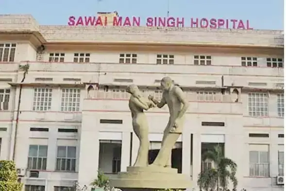 एसएमएस अस्पताल में पहली बार सफलतापूर्वक किया गया एचएलए-मिसमैच्ड ट्रांसप्लांट एसएमएस अस्पताल में पहली बार सफलतापूर्वक किया गया एचएलए-मिसमैच्ड ट्रांसप्लांट
