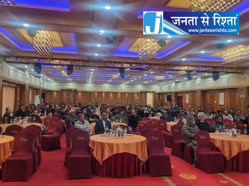 लद्दाख वार्ता को नई चुनौती, नए मंच ने मौजूदा नेतृत्व पर उठाए सवाल लद्दाख वार्ता को नई चुनौती, नए मंच ने मौजूदा नेतृत्व पर उठाए सवाल