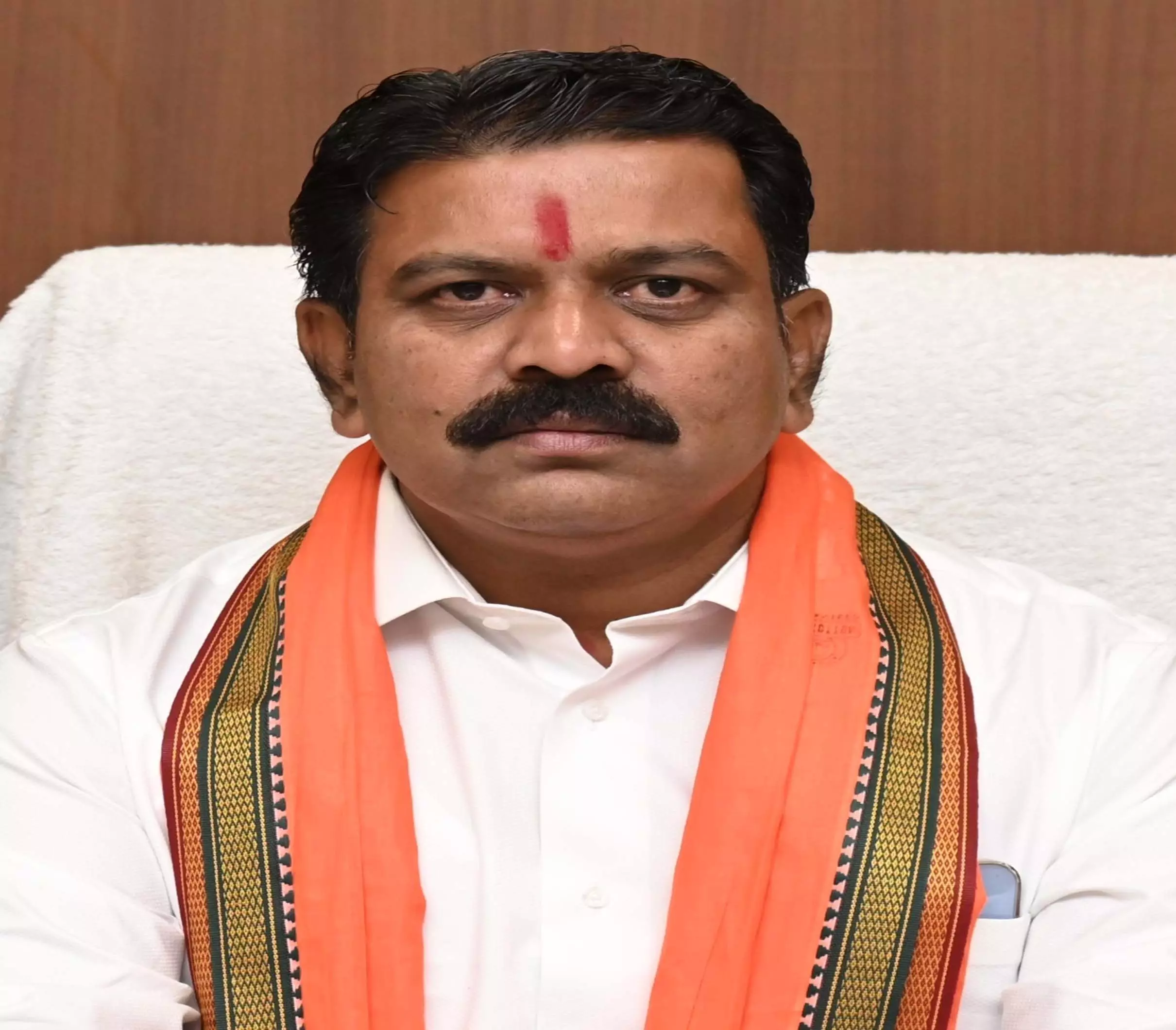 उपमुख्यमंत्री के निर्देश पर ठेकेदार के खिलाफ FIR दर्ज उपमुख्यमंत्री के निर्देश पर ठेकेदार के खिलाफ FIR दर्ज