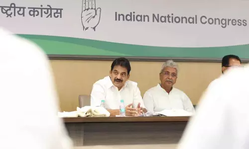 वोट चोरी के आरोपों पर कांग्रेस का प्रदर्शन, इंडिया ब्लॉक की मेगा रैली की तैयारी