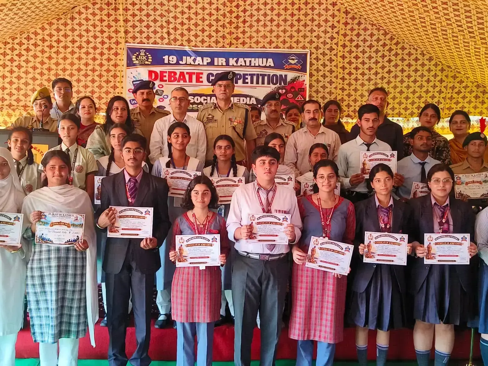 सरदार पटेल जयंती पर आयोजित प्रतियोगिता में रिधिता ने बाजी मारी