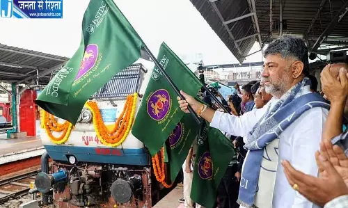 कर्नाटक में गोल्डन चैरियट लग्जरी ट्रेन का नया सफर शुरू, पहली यात्रा की सभी सीटें फुल