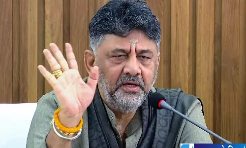 भर्ती घोटाले में फंसे IAS अधिकारी सरकार ने दी मुकदमे की मंजूरी भर्ती घोटाले में फंसे IAS अधिकारी सरकार ने दी मुकदमे की मंजूरी