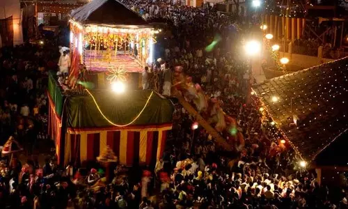 राम विजय से अलग है बस्तर दशहरा की कहानी, जानें अनोखी परंपराओं का महत्व राम विजय से अलग है बस्तर दशहरा की कहानी, जानें अनोखी परंपराओं का महत्व