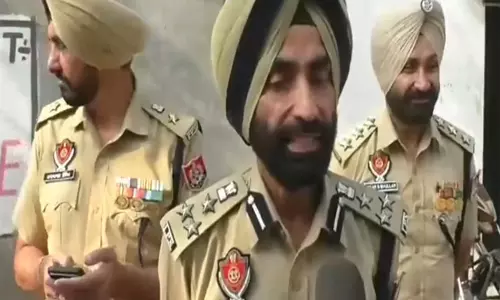पंजाब में नशे के कारोबार पर ताबड़तोड़ कार्रवाई 52 पकड़े गए पंजाब में नशे के कारोबार पर ताबड़तोड़ कार्रवाई 52 पकड़े गए