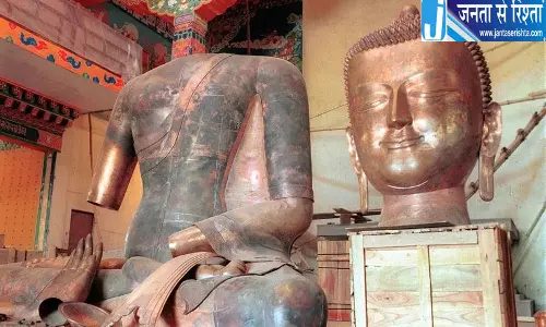 नोरबुलिंग्का: तिब्बती विरासत और संस्कृति का अनमोल खजाना नोरबुलिंग्का: तिब्बती विरासत और संस्कृति का अनमोल खजाना
