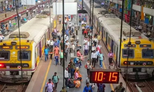 दुर्गा पूजा के दौरान सियालदह मंडल में यात्रियों की संख्या 33.44% बढ़ी दुर्गा पूजा के दौरान सियालदह मंडल में यात्रियों की संख्या 33.44% बढ़ी