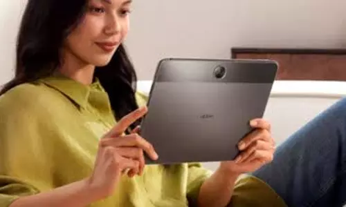 Oppo का नया बजट टैबलेट: 45W फास्ट चार्जिंग के साथ एंट्री Oppo का नया बजट टैबलेट: 45W फास्ट चार्जिंग के साथ एंट्री
