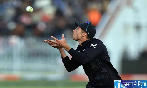 IND vs NZ: सेंटनर की फिरकी का कमाल, 4 विकेट लेकर रचा नया इतिहास