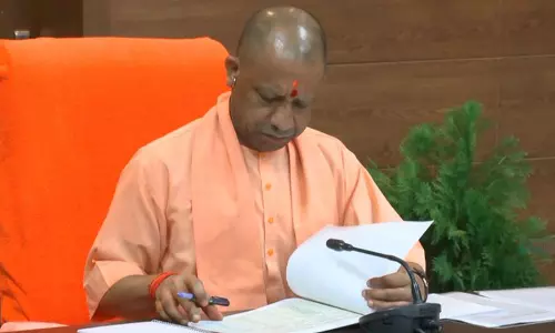 UP  में PET परीक्षा को लेकर सीएम योगी ने की बड़ी बैठक, अधिकारियों को दिए जरूरी निर्देश
