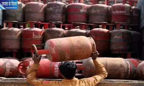 अवैध गैस रिफिलिंग का खुलासा, देहरादून में 104 सिलिंडर जब्त