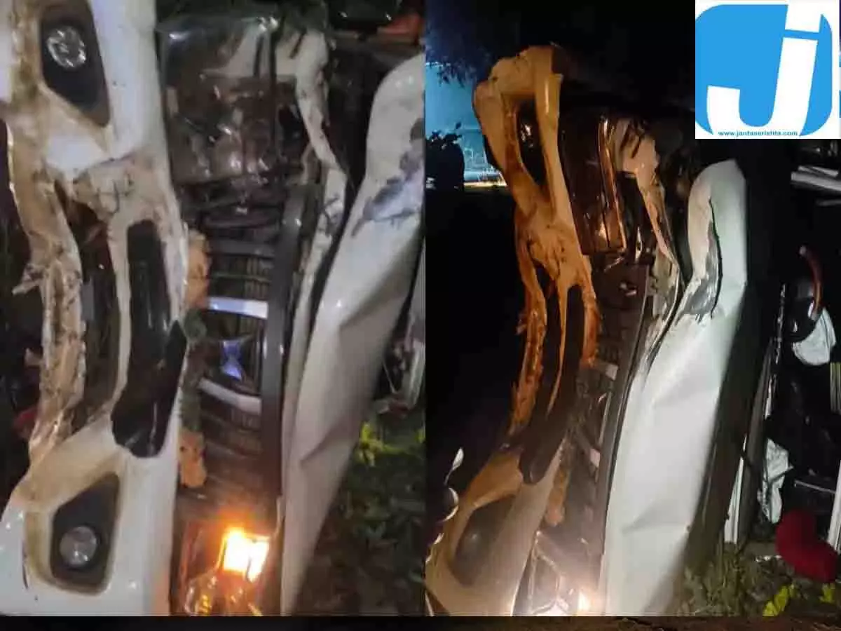फरसगांव में भीषण सड़क हादसा, आर्मी जवान की मौत, 6 लोग घायल फरसगांव में भीषण सड़क हादसा, आर्मी जवान की मौत, 6 लोग घायल