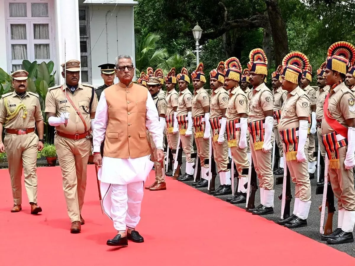 केरल के नए राज्यपाल का पहले ही दिन बड़ा फरमान, राजभवन की रसोई में नहीं बनेगा नॉनवेज केरल के नए राज्यपाल का पहले ही दिन बड़ा फरमान, राजभवन की रसोई में नहीं बनेगा नॉनवेज