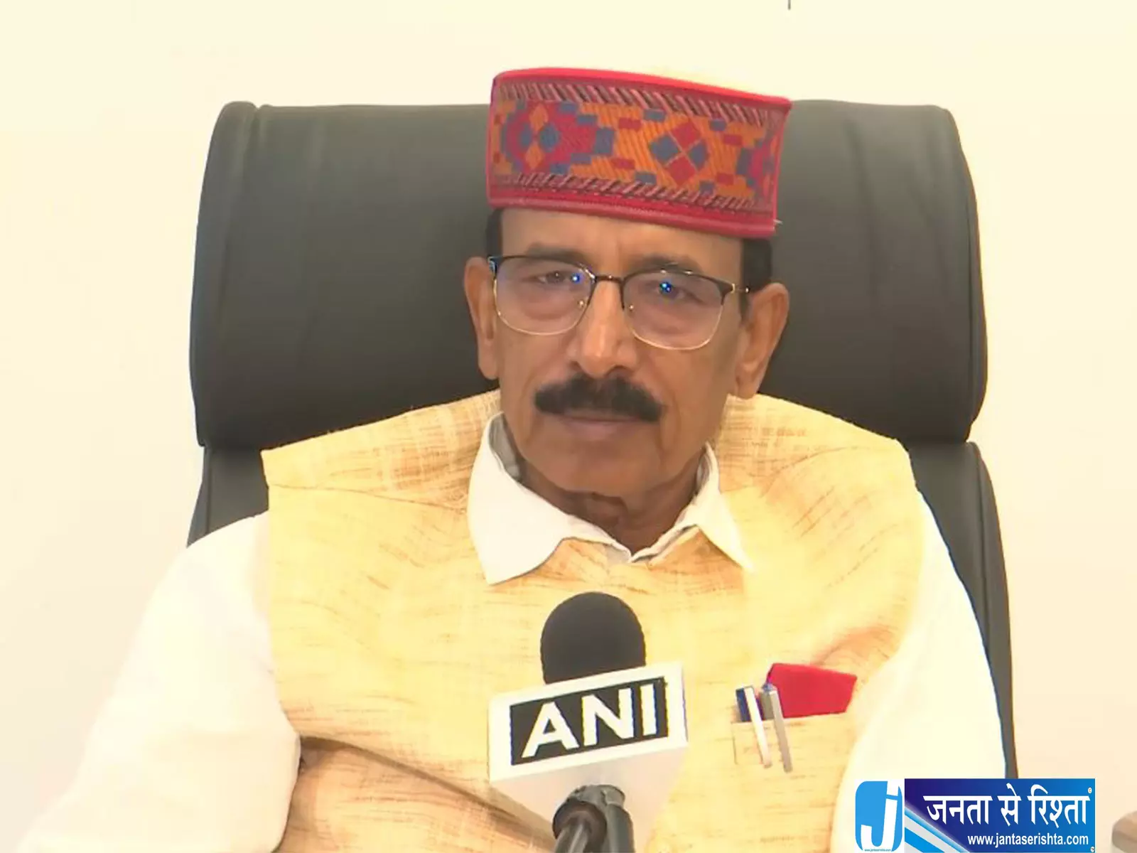 UP की सियासत में हलचल सपा ने सीट बंटवारे पर दिया अपडेट UP की सियासत में हलचल सपा ने सीट बंटवारे पर दिया अपडेट