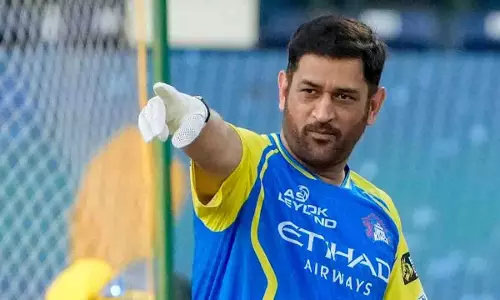धोनी ने युवाओं को दिया फिटनेस मंत्र, खानपान पर कही बड़ी बात धोनी ने युवाओं को दिया फिटनेस मंत्र, खानपान पर कही बड़ी बात
