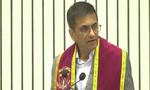 पूर्व CJI चंद्रचूड़ का बड़ा बयान, सरकारी अस्पतालों को मजबूत बनाने की जरूरत पूर्व CJI चंद्रचूड़ का बड़ा बयान, सरकारी अस्पतालों को मजबूत बनाने की जरूरत