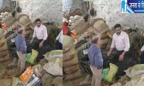 शाहजहांपुर में मिलावट का भंडाफोड़, सौंफ-तेल सीज और FIR दर्ज