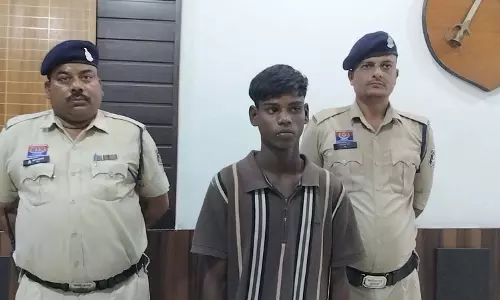 ट्रक के पास सो रहे व्यक्ति की चाकू मारकर हत्या, युवक समेत 5 गिरफ्तार