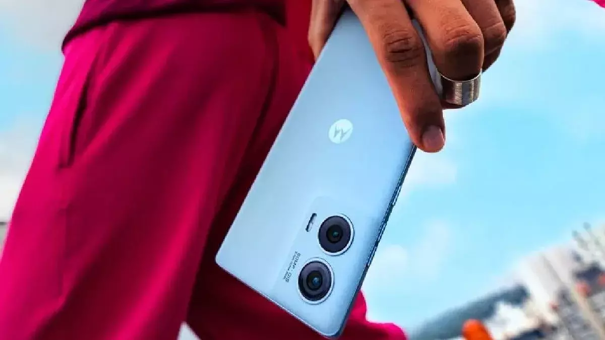 अमेज़न पर मोटोरोला की बंपर डील: ₹11,000 की छूट पर खरीदें धांसू 5G फोन अमेज़न पर मोटोरोला की बंपर डील: ₹11,000 की छूट पर खरीदें धांसू 5G फोन