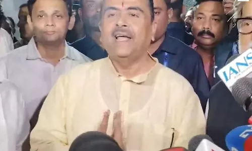 बंगाल में लक्ष्मी पूजा और छठ पर्व की तैयारियां बंगाल में लक्ष्मी पूजा और छठ पर्व की तैयारियां