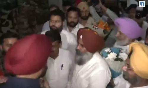 मोहाली एयरपोर्ट पर कांग्रेस नेताओं का जोरदार स्वागत