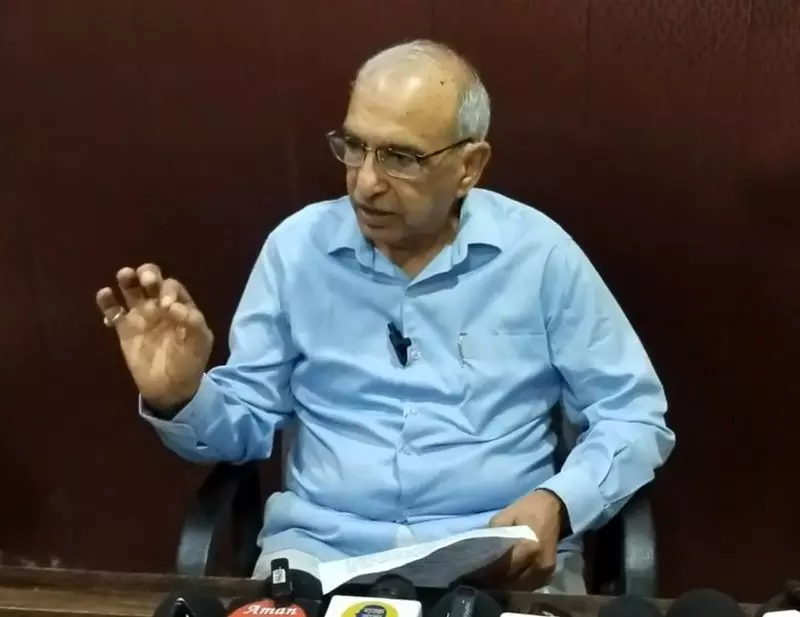 पूर्व वित्त मंत्री संपत सिंह ने भाजपा सरकार की आलोचना की पूर्व वित्त मंत्री संपत सिंह ने भाजपा सरकार की आलोचना की