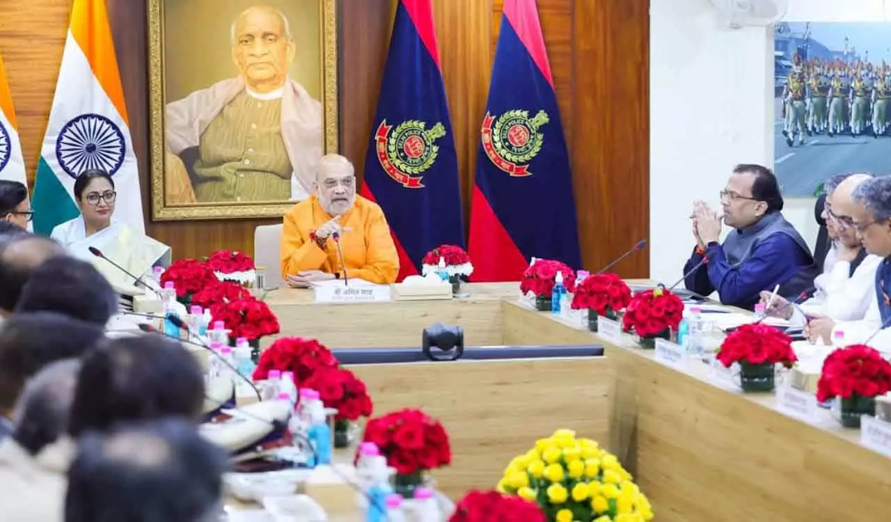 इंडिया ब्लॉक के प्रदर्शन से पहले अमित शाह की बड़ी बैठक इंडिया ब्लॉक के प्रदर्शन से पहले अमित शाह की बड़ी बैठक