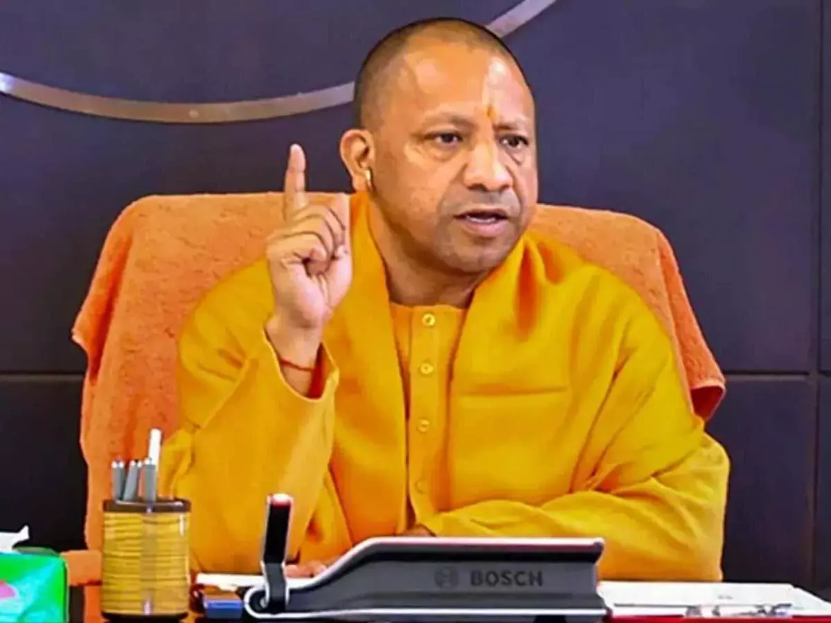 पीईटी परीक्षा को लेकर सीएम योगी का बड़ा आदेश, अभ्यर्थियों को मिलेगी विशेष सुविधा पीईटी परीक्षा को लेकर सीएम योगी का बड़ा आदेश, अभ्यर्थियों को मिलेगी विशेष सुविधा