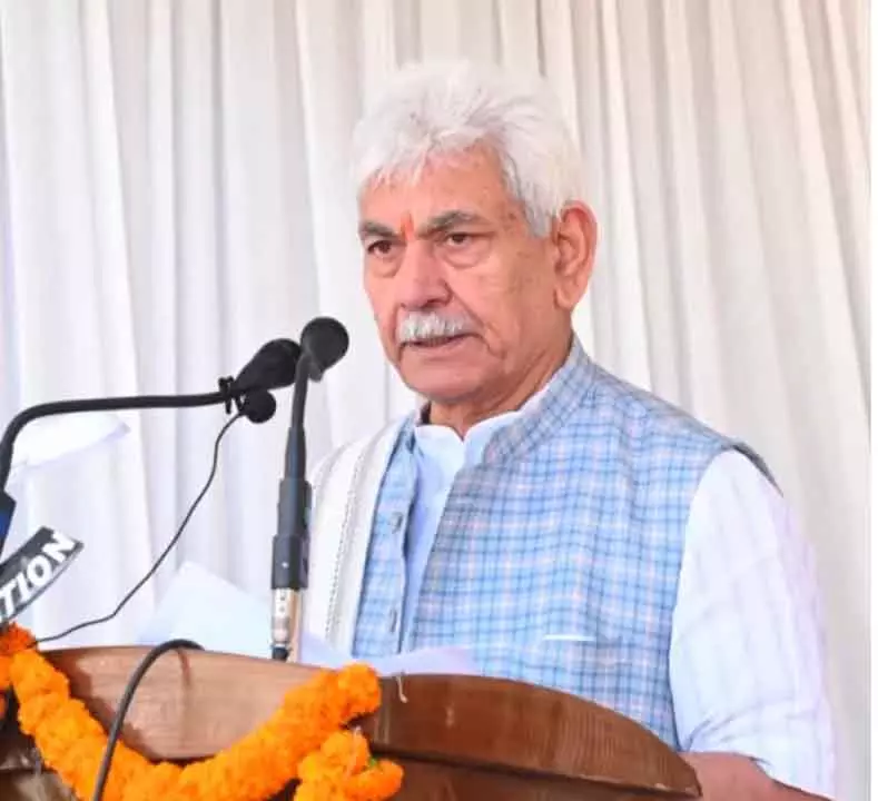 वैश्विक मंच पर भारत की साख बढ़ी: एलजी सिन्हा वैश्विक मंच पर भारत की साख बढ़ी: एलजी सिन्हा