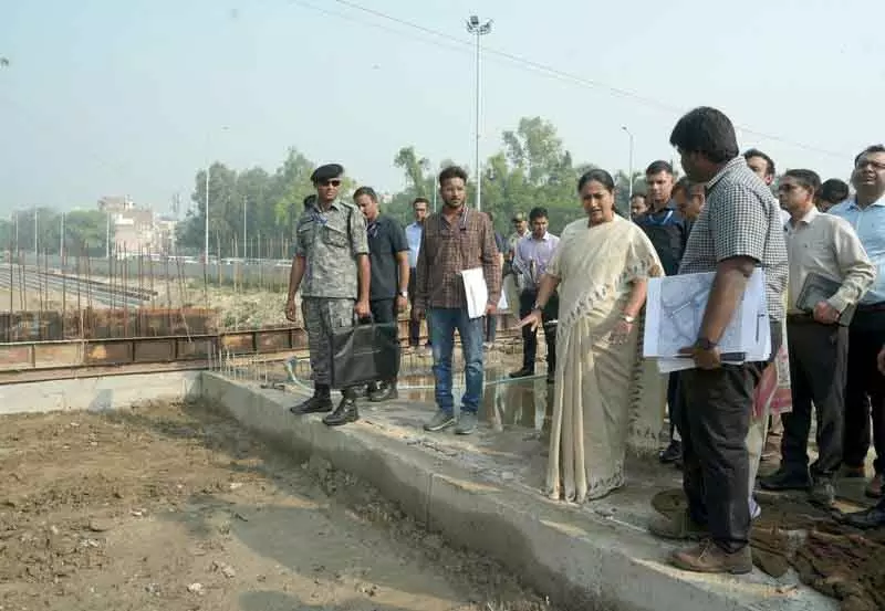 छठ घाट की व्यवस्थाओं का मुख्यमंत्री ने किया निरीक्षण छठ घाट की व्यवस्थाओं का मुख्यमंत्री ने किया निरीक्षण